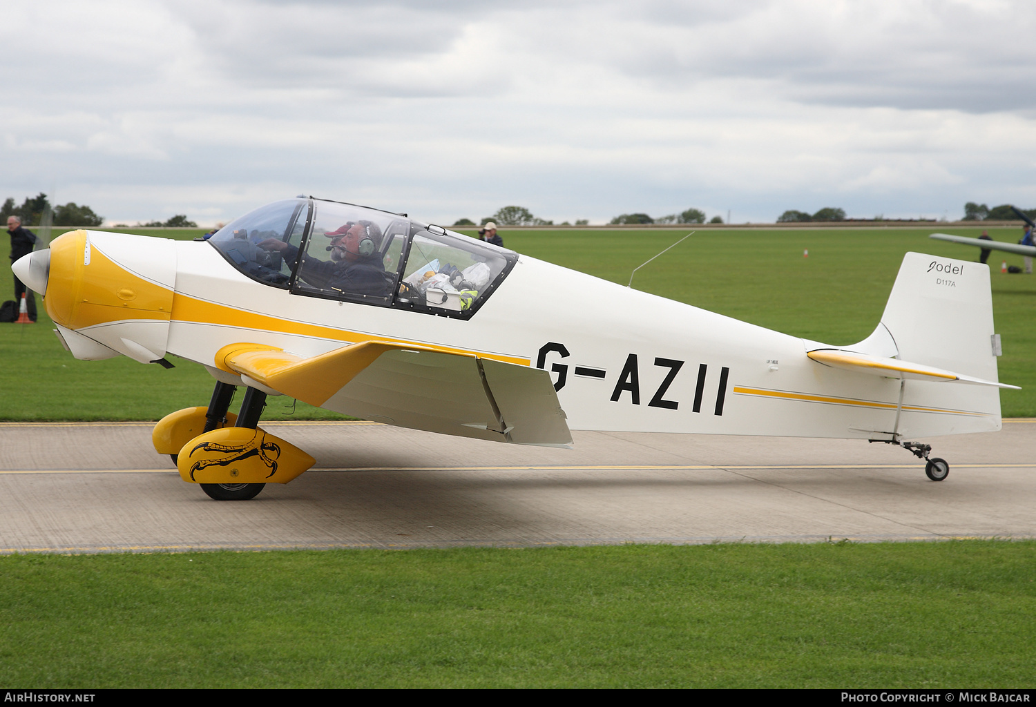 Aircraft Photo of G-AZII | SAN Jodel D-117A | AirHistory.net #236729