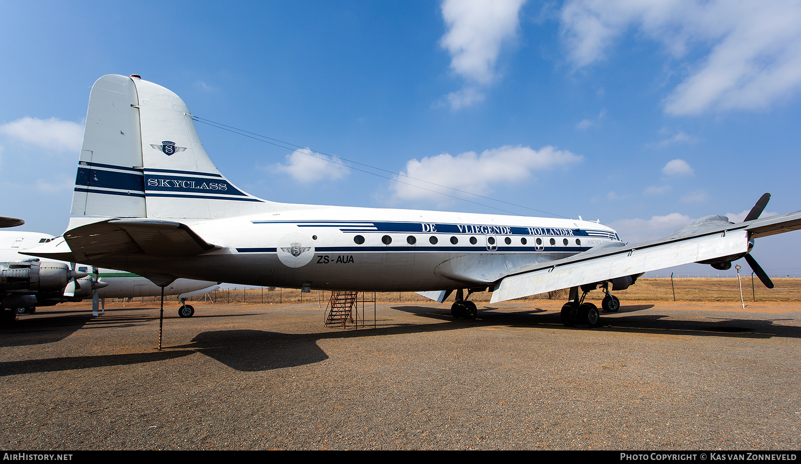 Aircraft Photo of ZS-AUA | Douglas DC-4-1009 | Skyclass | AirHistory.net #236756