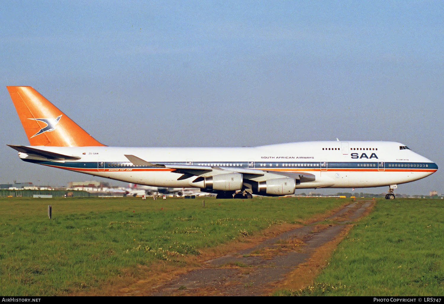 Aircraft Photo of ZS-SAW | Boeing 747-444 | South African Airways - Suid-Afrikaanse Lugdiens | AirHistory.net #236805