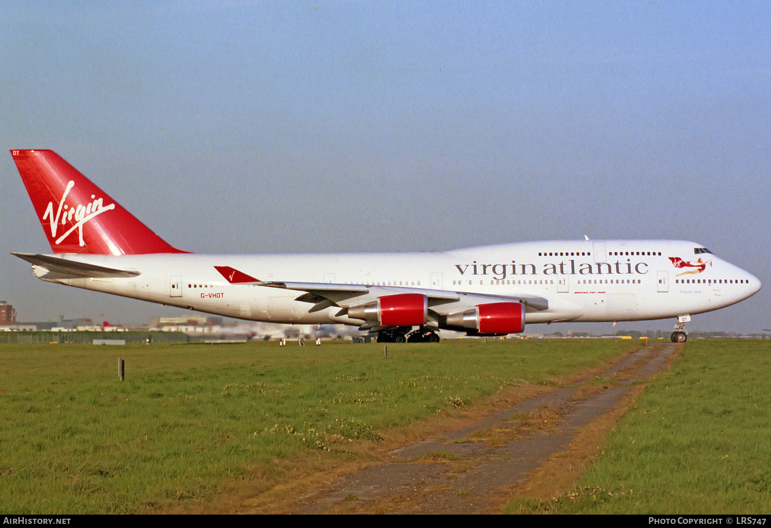 Aircraft Photo of G-VHOT | Boeing 747-4Q8 | Virgin Atlantic Airways | AirHistory.net #236820