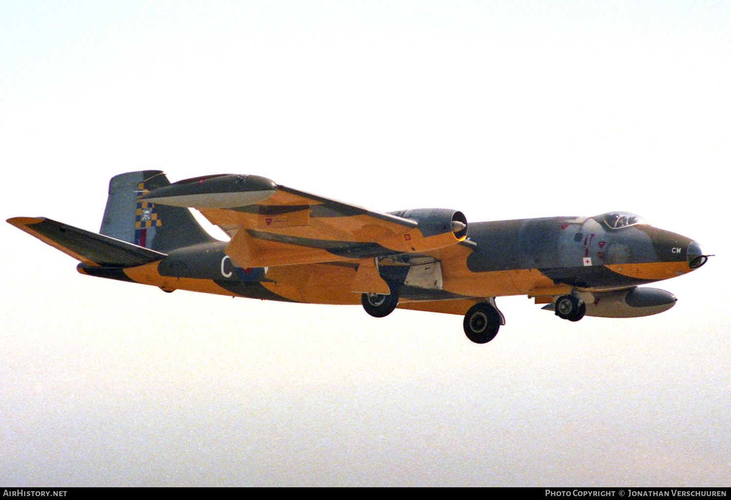 Aircraft Photo of WH718 | English Electric Canberra TT18 | UK - Air Force | AirHistory.net #237104
