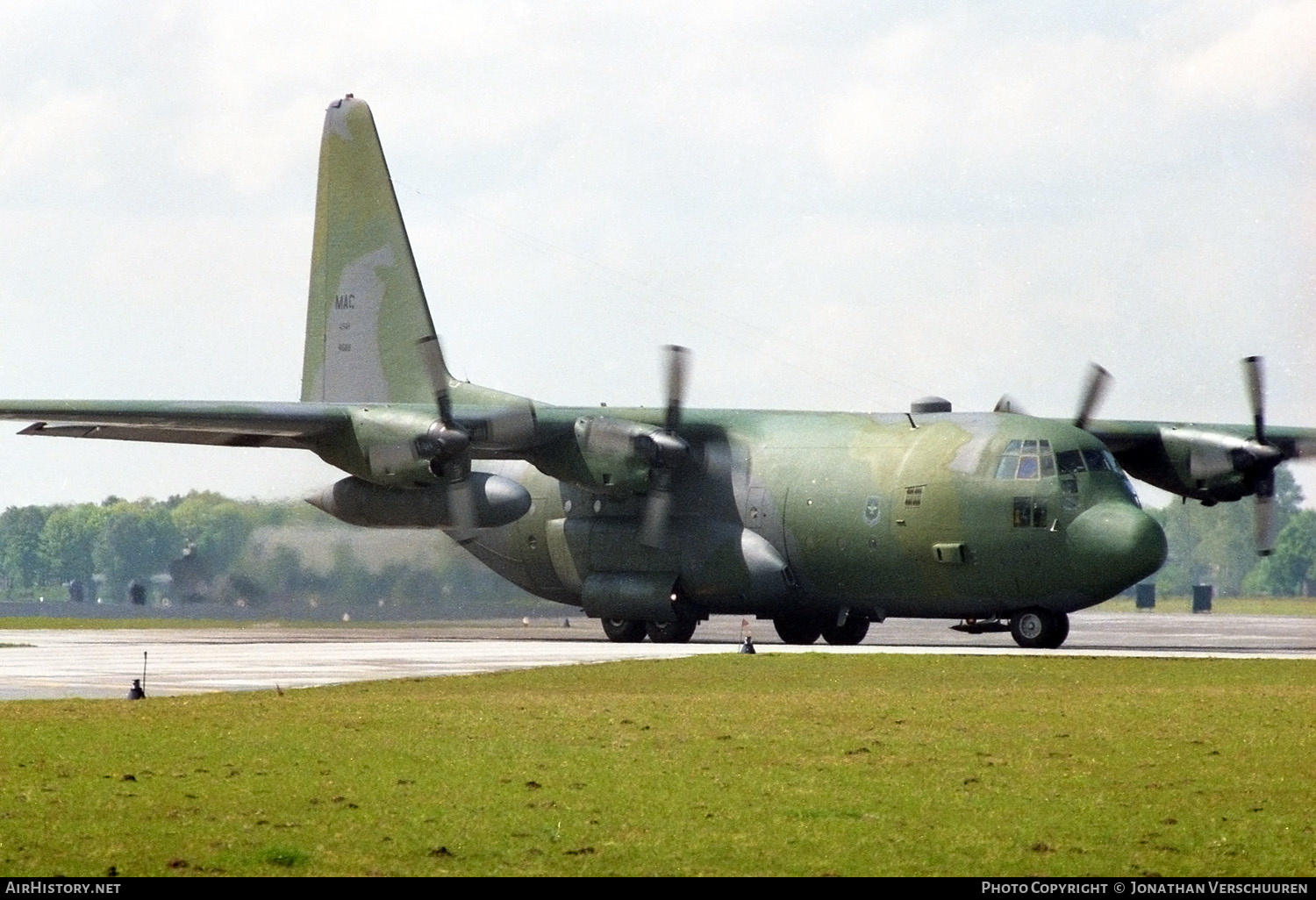 Aircraft Photo of 74-1669 / 41669 | Lockheed C-130H Hercules | USA - Air Force | AirHistory.net #237105