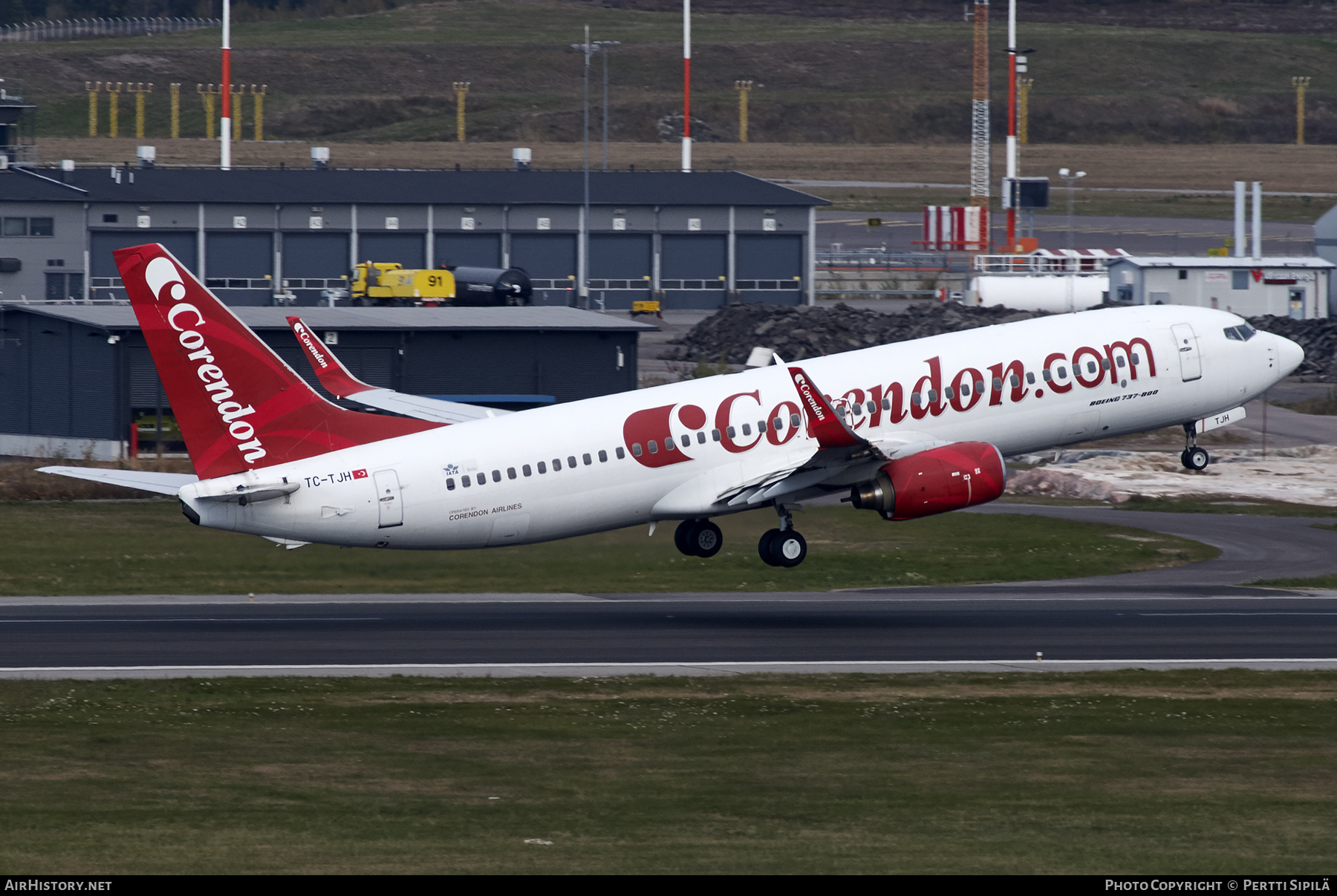 Aircraft Photo of TC-TJH | Boeing 737-86J | Corendon Airlines | AirHistory.net #237121