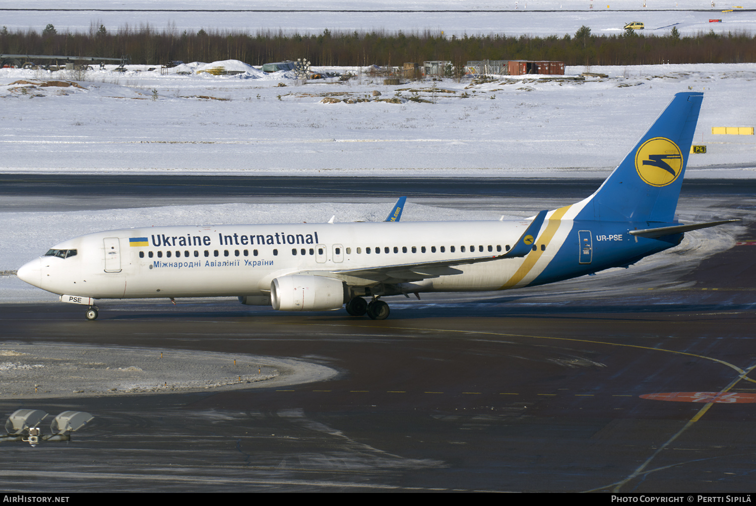 Aircraft Photo of UR-PSE | Boeing 737-84R | Ukraine International Airlines | AirHistory.net #237178