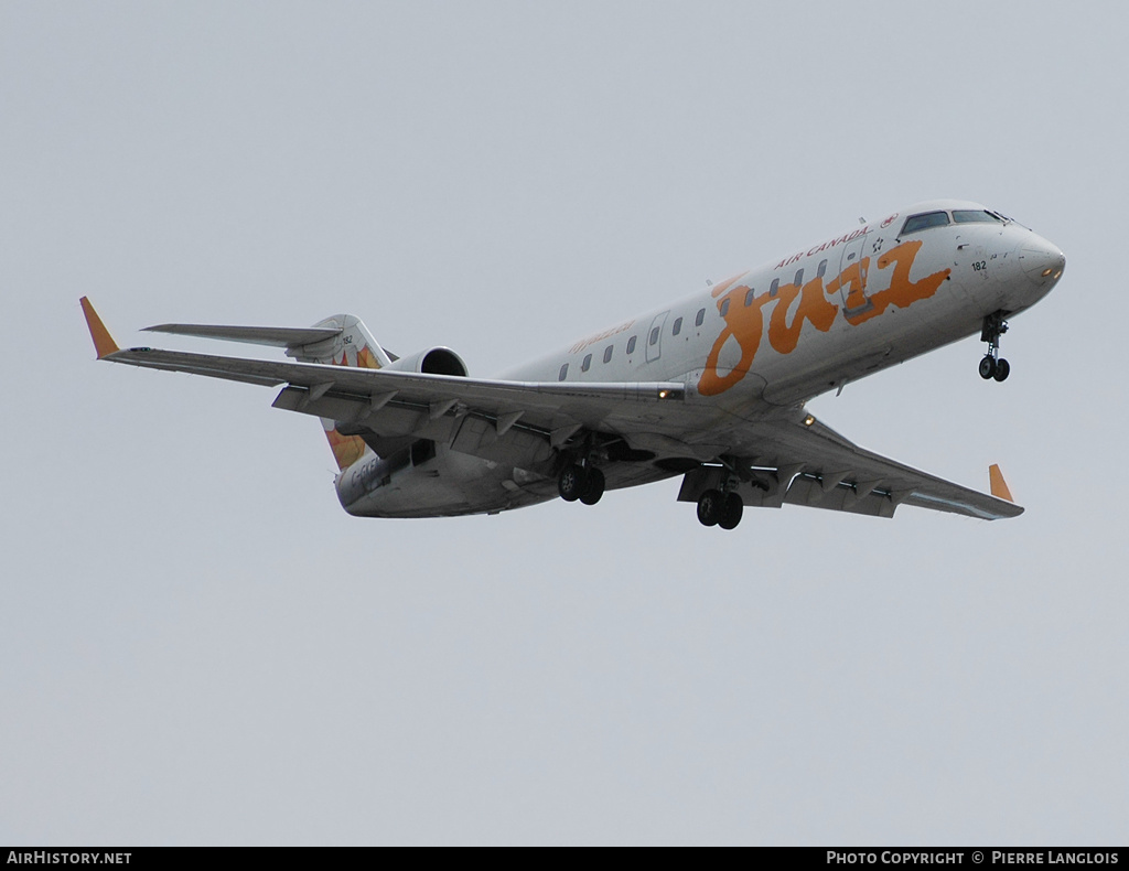 Aircraft Photo of C-GKEM | Bombardier CRJ-200ER (CL-600-2B19) | Air Canada Jazz | AirHistory.net #237192