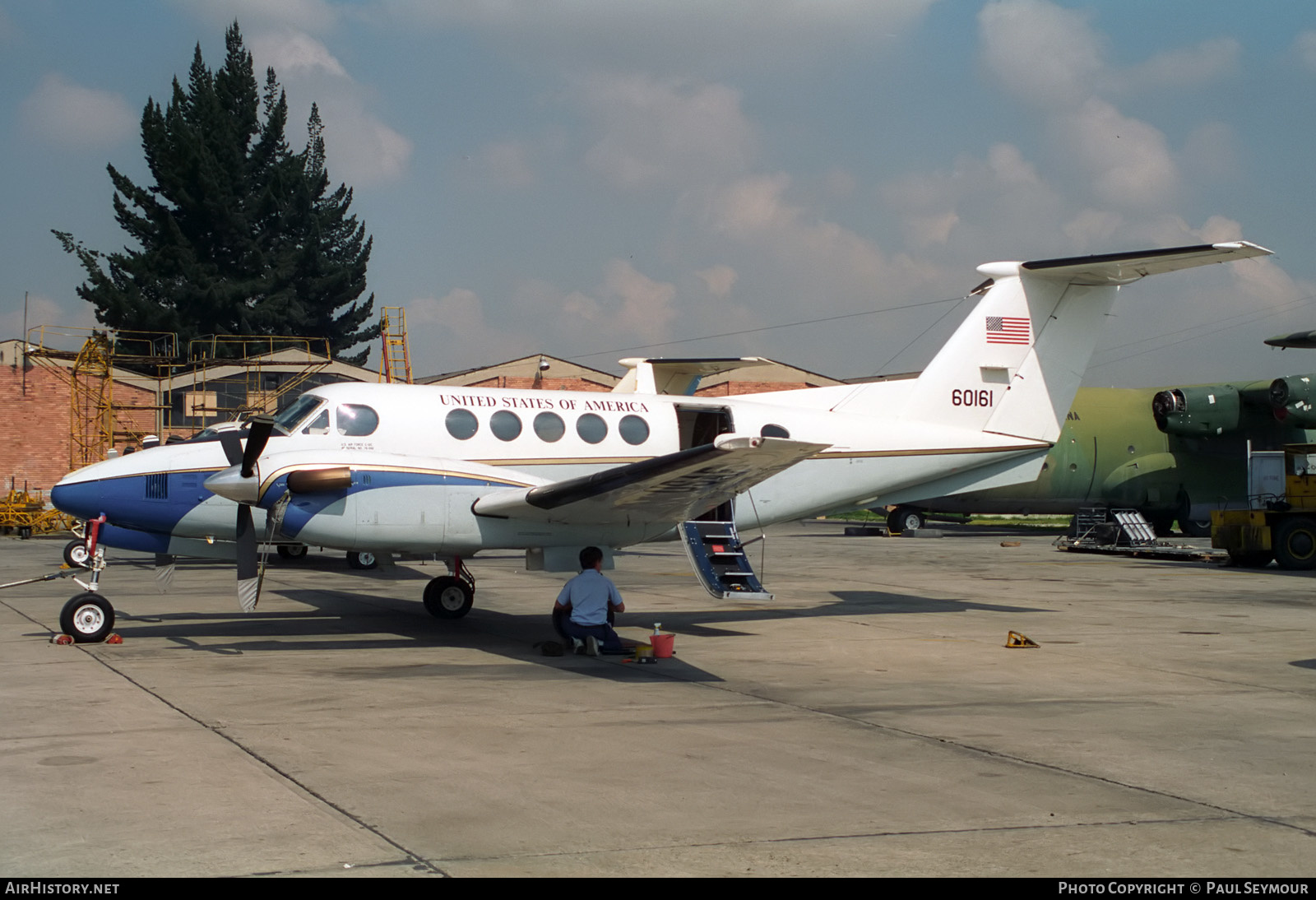 Aircraft Photo of 76-0161 / 60161 | Beech C-12C Huron | USA - Air Force | AirHistory.net #237224