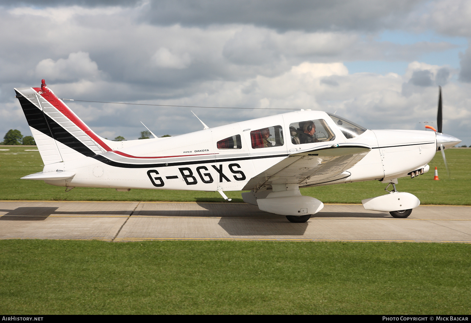 Aircraft Photo of G-BGXS | Piper PA-28-236 Dakota | AirHistory.net #237295