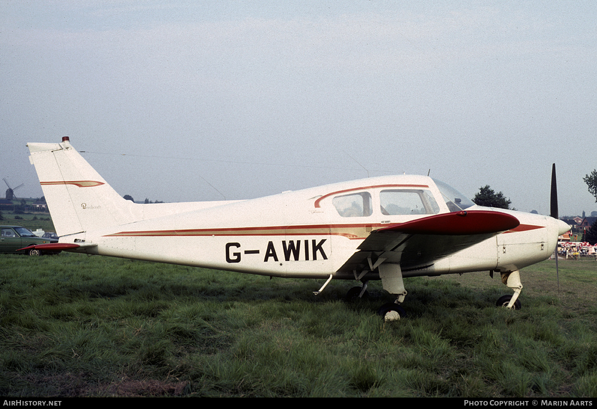 Aircraft Photo of G-AWIK | Beech 23 Musketeer | AirHistory.net #237540