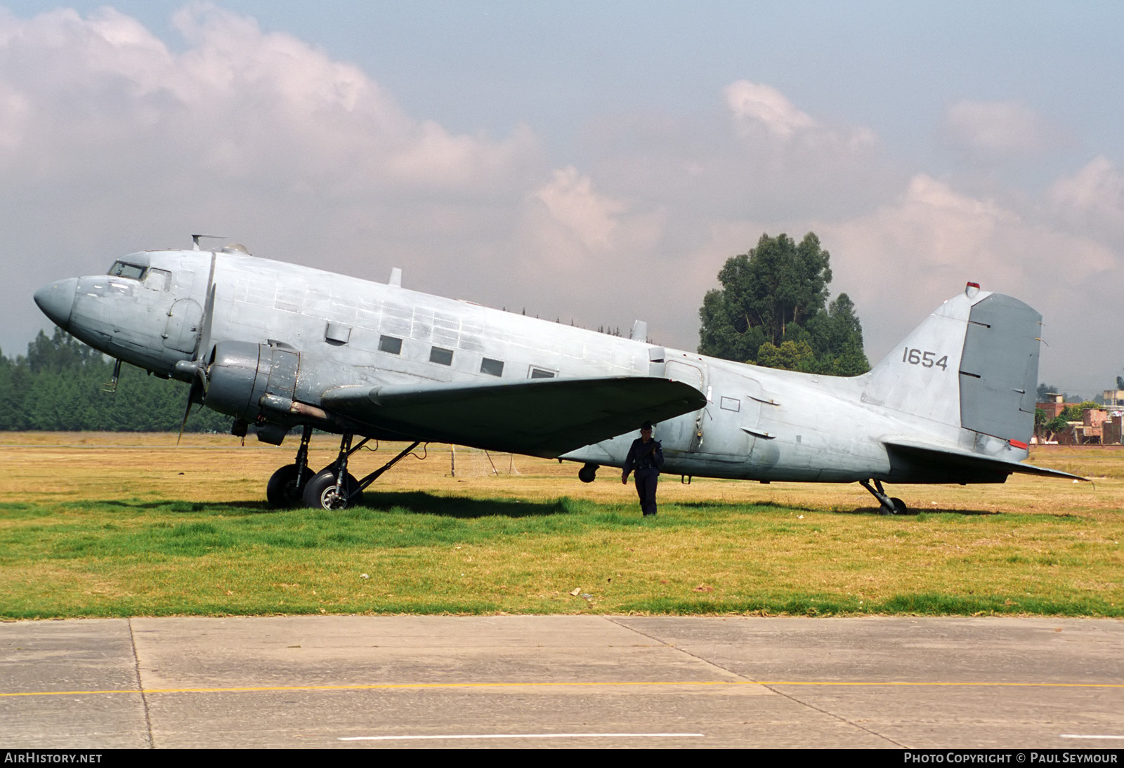 Aircraft Photo of FAC1654 | Douglas C-47D Skytrain | Colombia - Air Force | AirHistory.net #237567