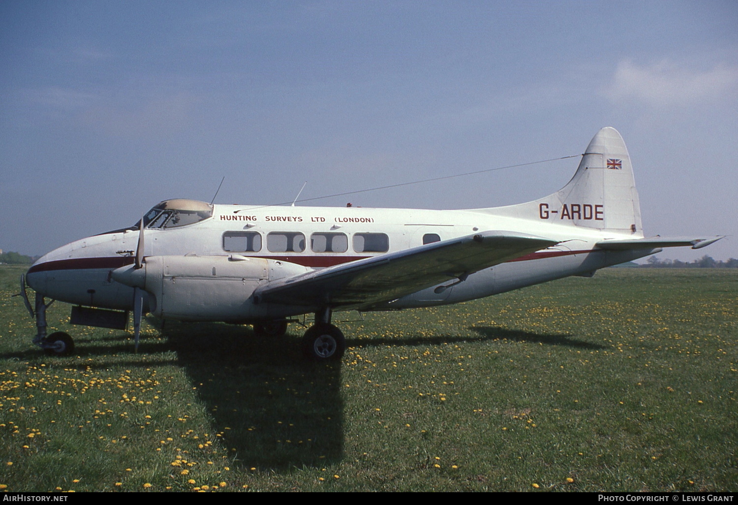 Aircraft Photo of G-ARDE | De Havilland D.H. 104 Dove 6 | Hunting Surveys | AirHistory.net #237666