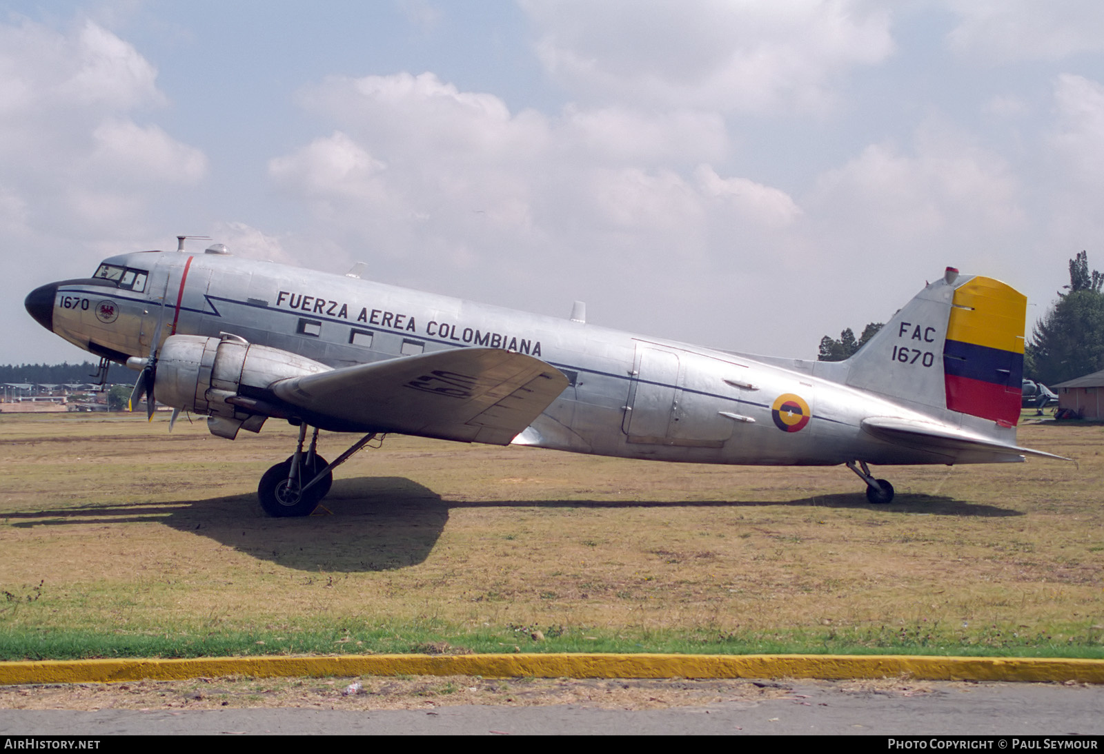 Aircraft Photo of FAC1670 | Douglas C-47... Skytrain | Colombia - Air Force | AirHistory.net #237688
