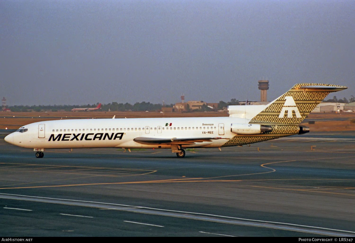 Aircraft Photo of XA-MEE | Boeing 727-264/Adv | Mexicana | AirHistory.net #237920
