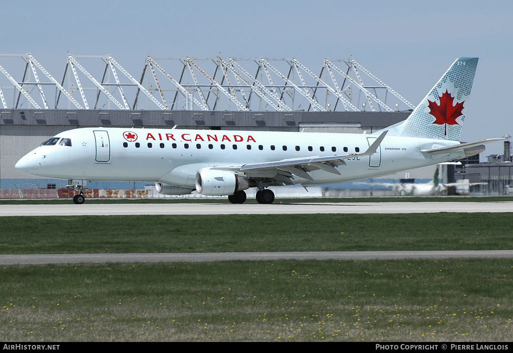 Aircraft Photo of C-FEJC | Embraer 175SU (ERJ-170-200SU) | Air Canada | AirHistory.net #237969