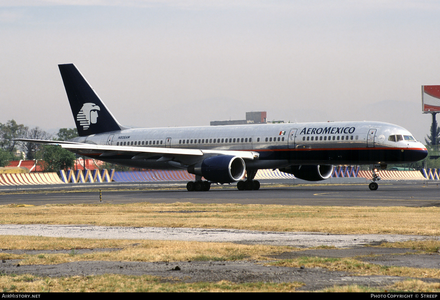 Aircraft Photo of N806AM | Boeing 757-2Q8 | AeroMéxico | AirHistory.net #238015