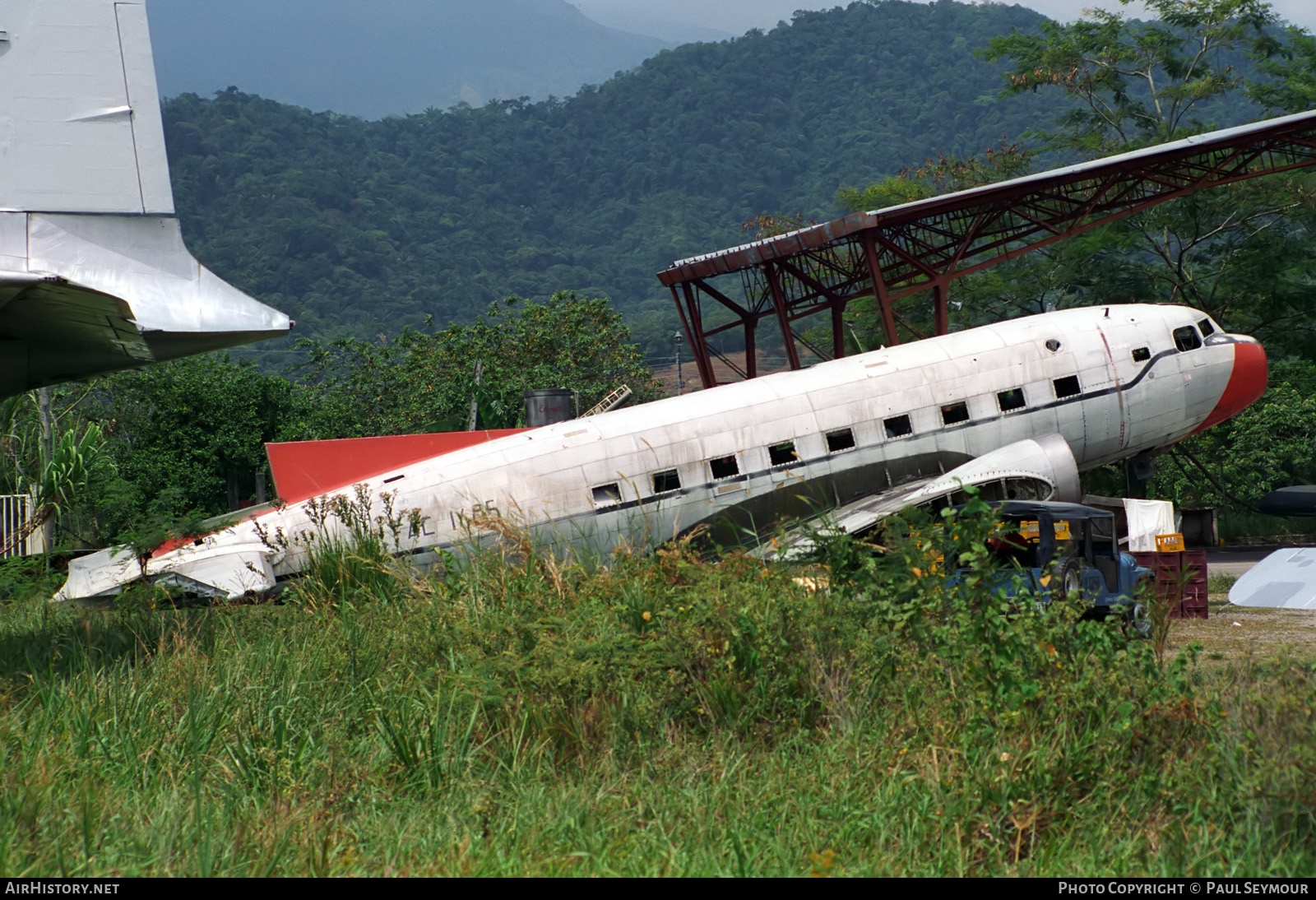 Aircraft Photo of FAC1685 | Douglas C-117D (DC-3S) | Colombia - Air Force | AirHistory.net #238058