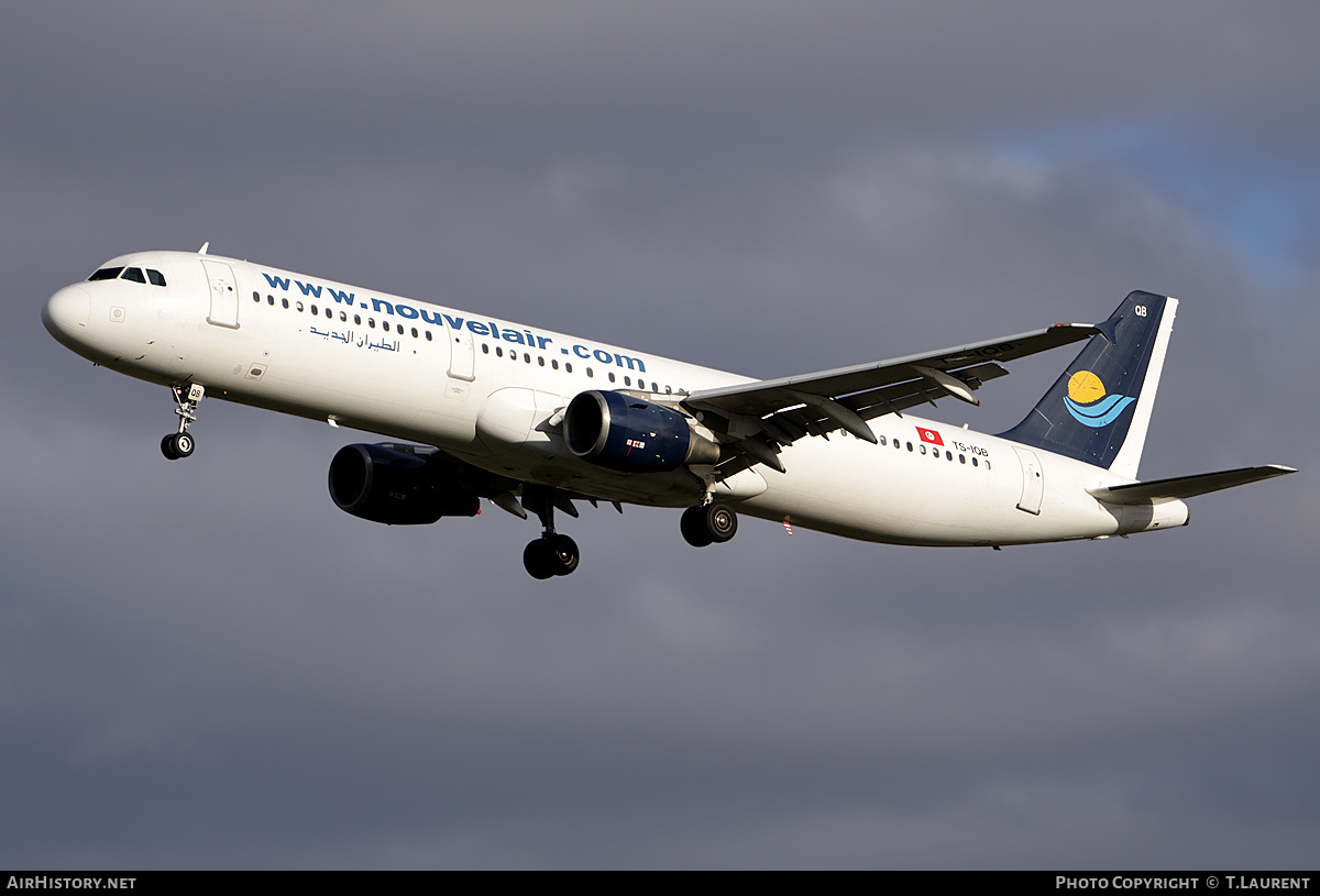 Aircraft Photo of TS-IQB | Airbus A321-211 | Nouvelair Tunisie | AirHistory.net #238115
