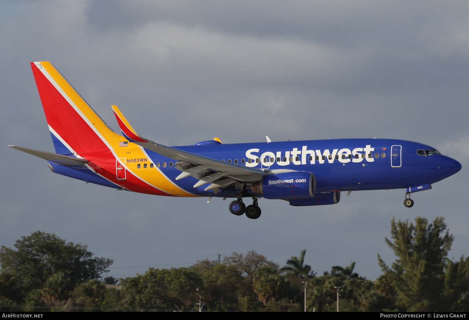 Aircraft Photo of N485WN | Boeing 737-7H4 | Southwest Airlines | AirHistory.net #238137