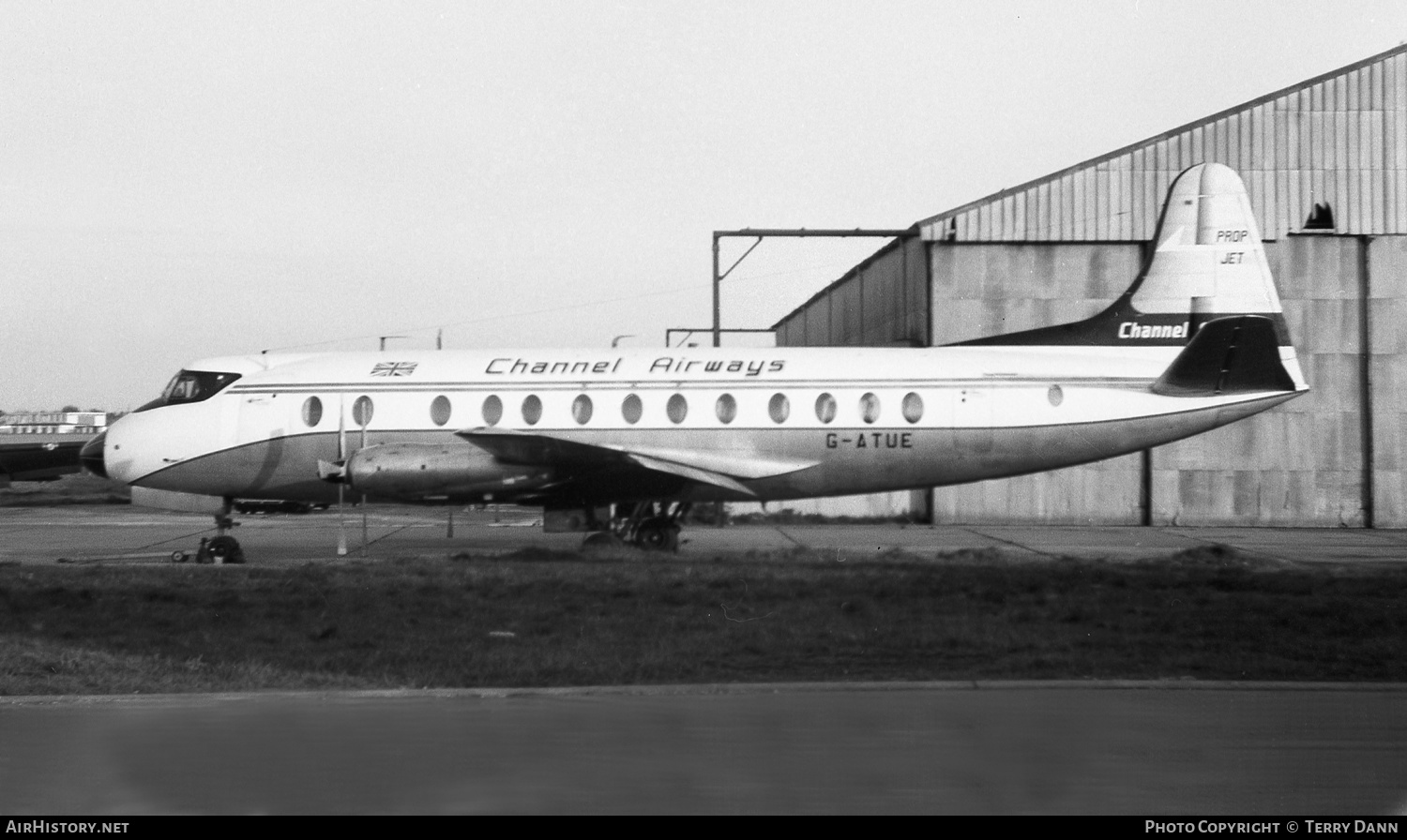 Aircraft Photo of G-ATUE | Vickers 812 Viscount | Channel Airways | AirHistory.net #238328
