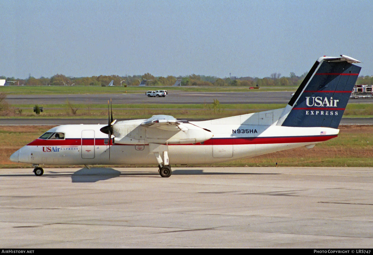 Aircraft Photo of N935HA | De Havilland Canada DHC-8-102 Dash 8 | USAir Express | AirHistory.net #238349