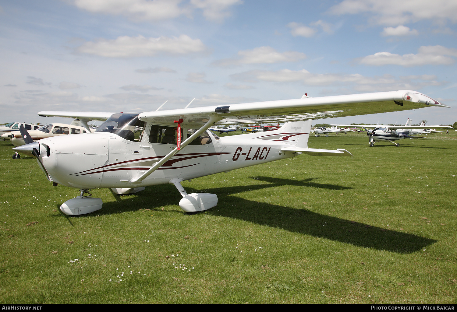 Aircraft Photo of G-LACI | Cessna 172S Skyhawk SP | AirHistory.net #238377