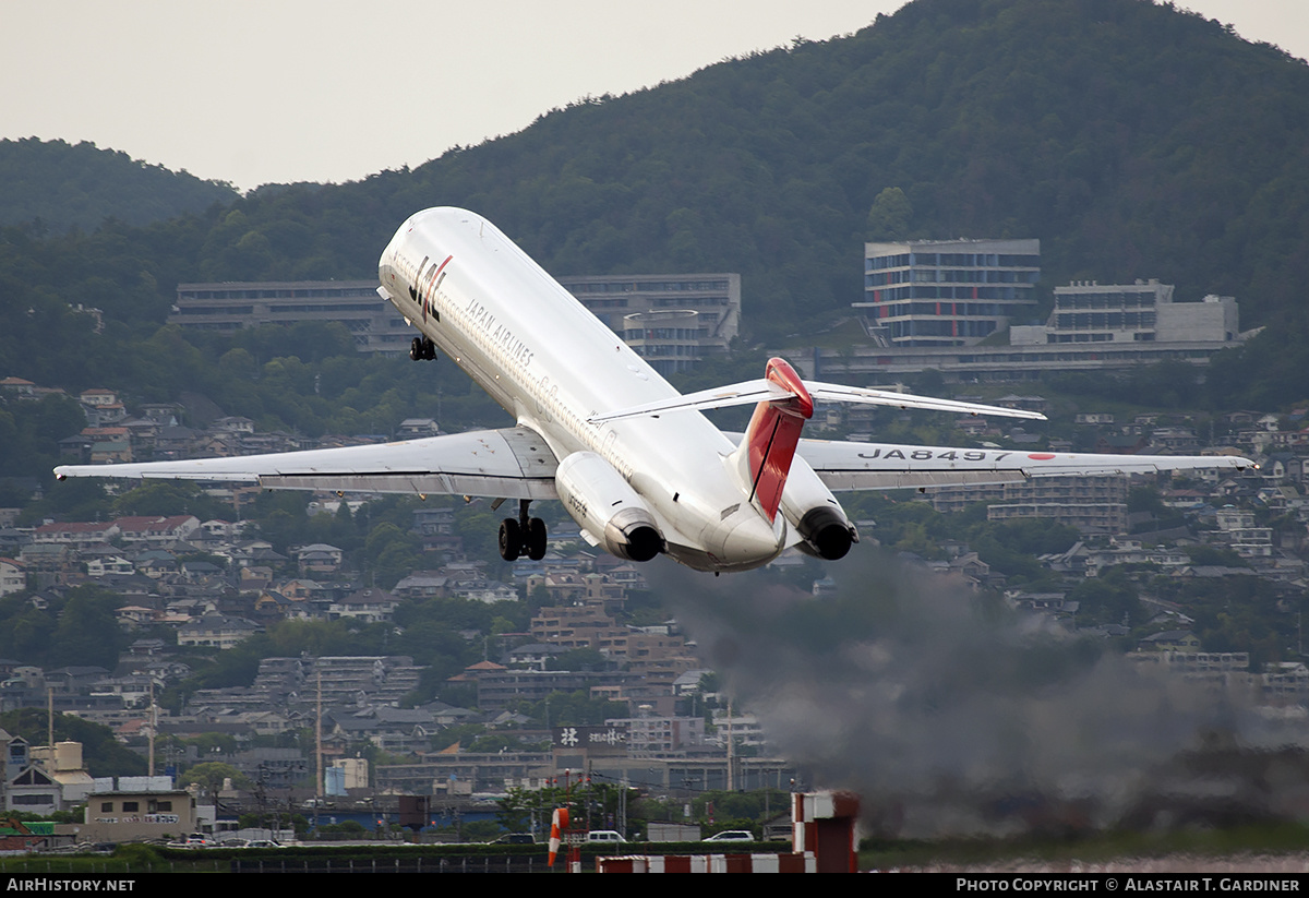 Aircraft Photo of JA8497 | McDonnell Douglas MD-81 (DC-9-81) | Japan Airlines - JAL | AirHistory.net #238378