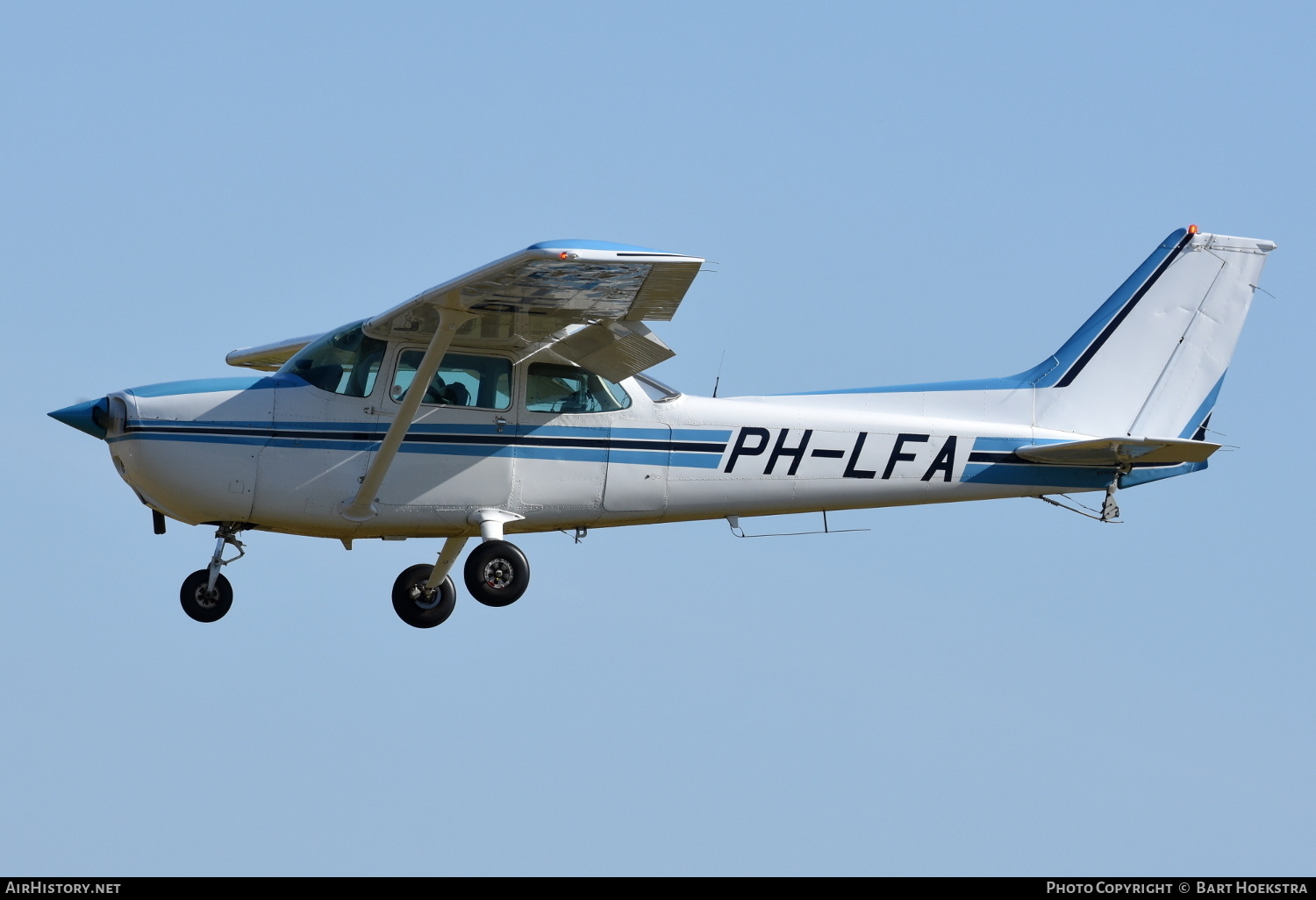 Aircraft Photo of PH-LFA | Cessna 172P Skyhawk | AirHistory.net #238482