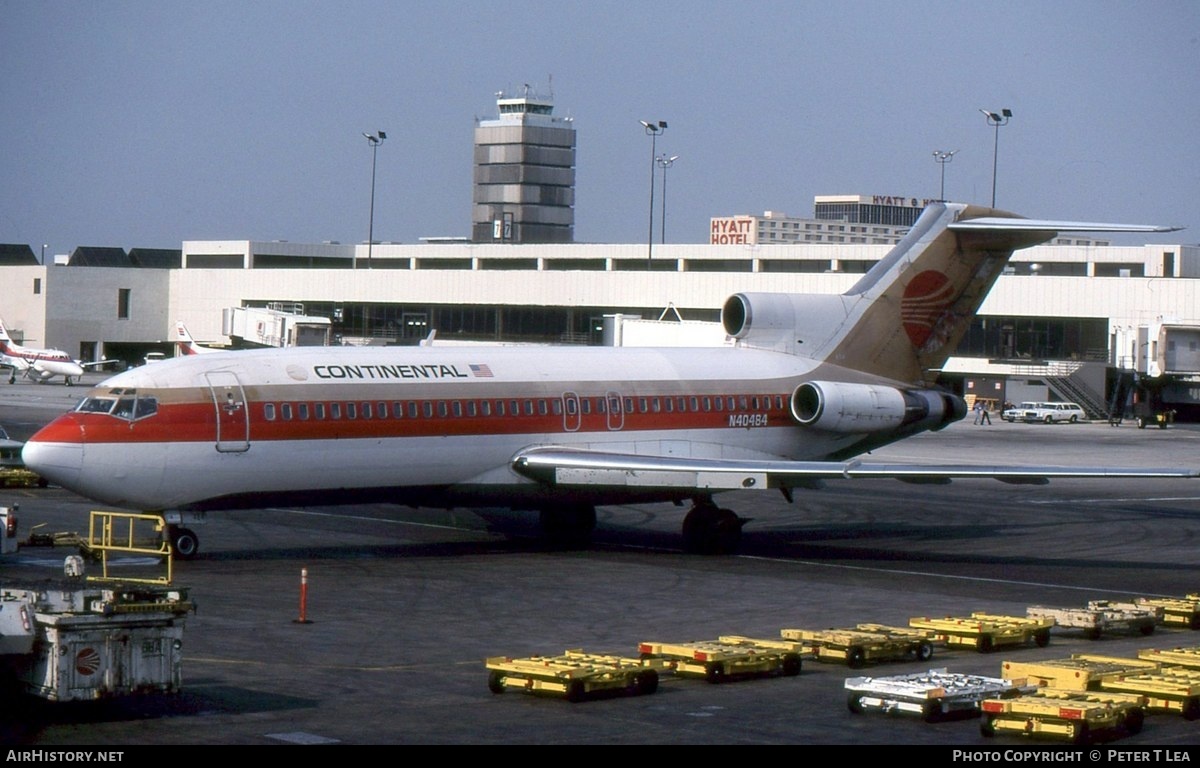 Aircraft Photo of N40484 | Boeing 727-22 | Continental Airlines | AirHistory.net #238510