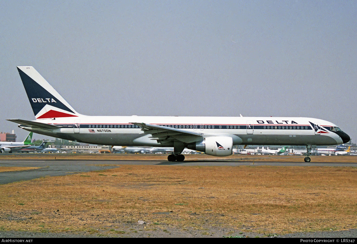 Aircraft Photo of N670DN | Boeing 757-232 | Delta Air Lines | AirHistory.net #238563