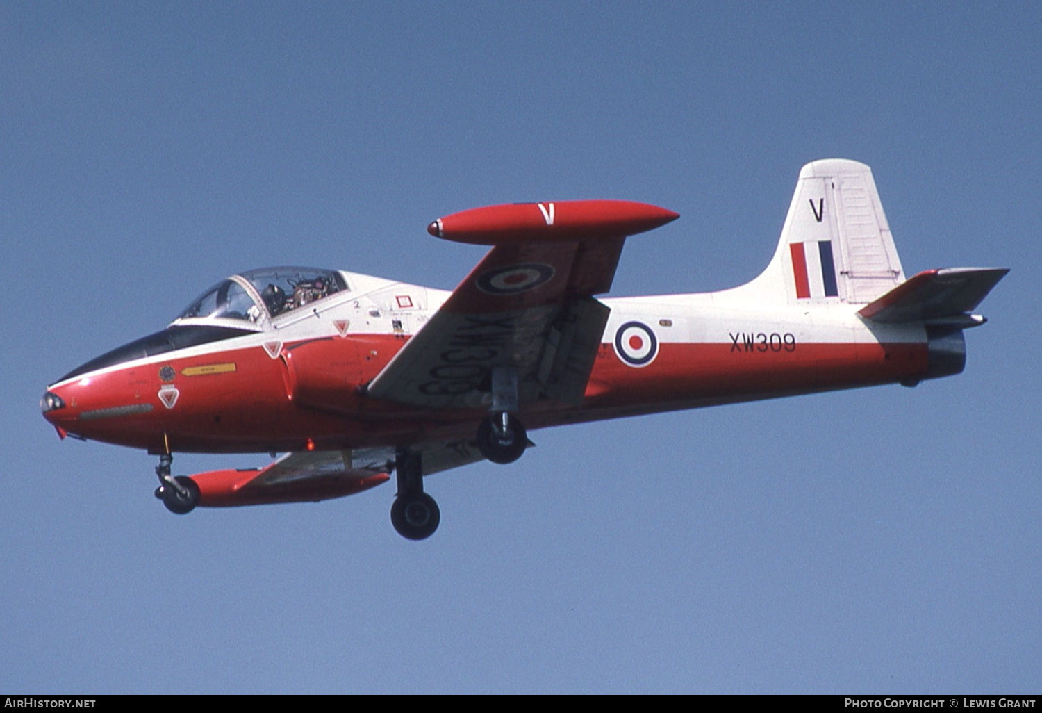 Aircraft Photo of XW309 | BAC 84 Jet Provost T5 | UK - Air Force | AirHistory.net #238571
