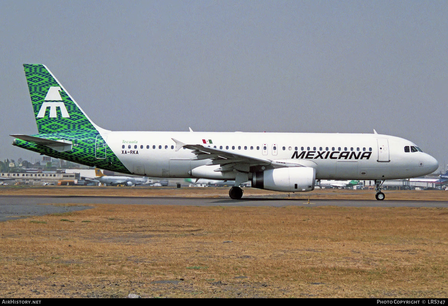 Aircraft Photo of XA-RKA | Airbus A320-231 | Mexicana | AirHistory.net #238594