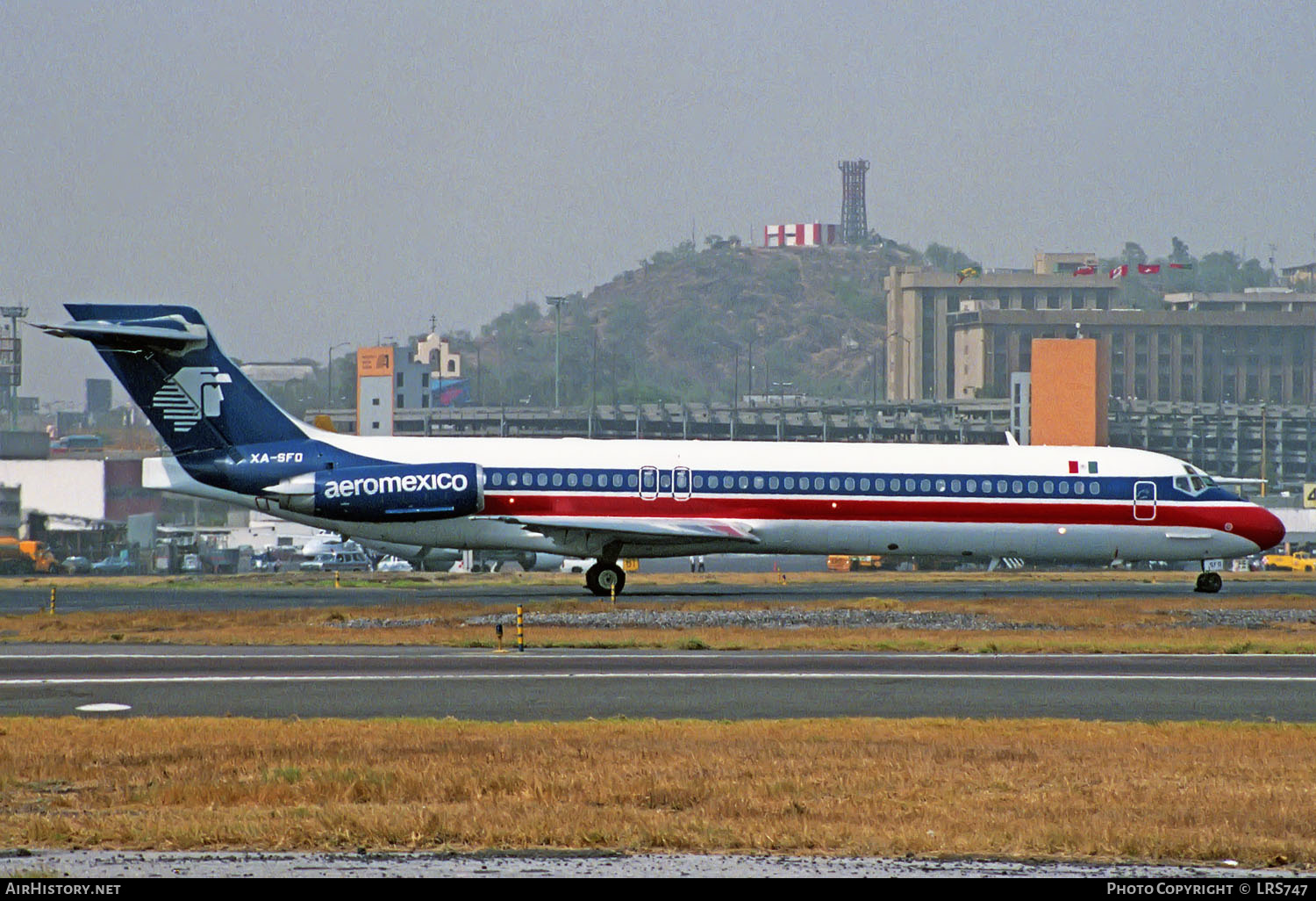 Aircraft Photo of XA-SFO | McDonnell Douglas MD-87 (DC-9-87) | AeroMéxico | AirHistory.net #238626
