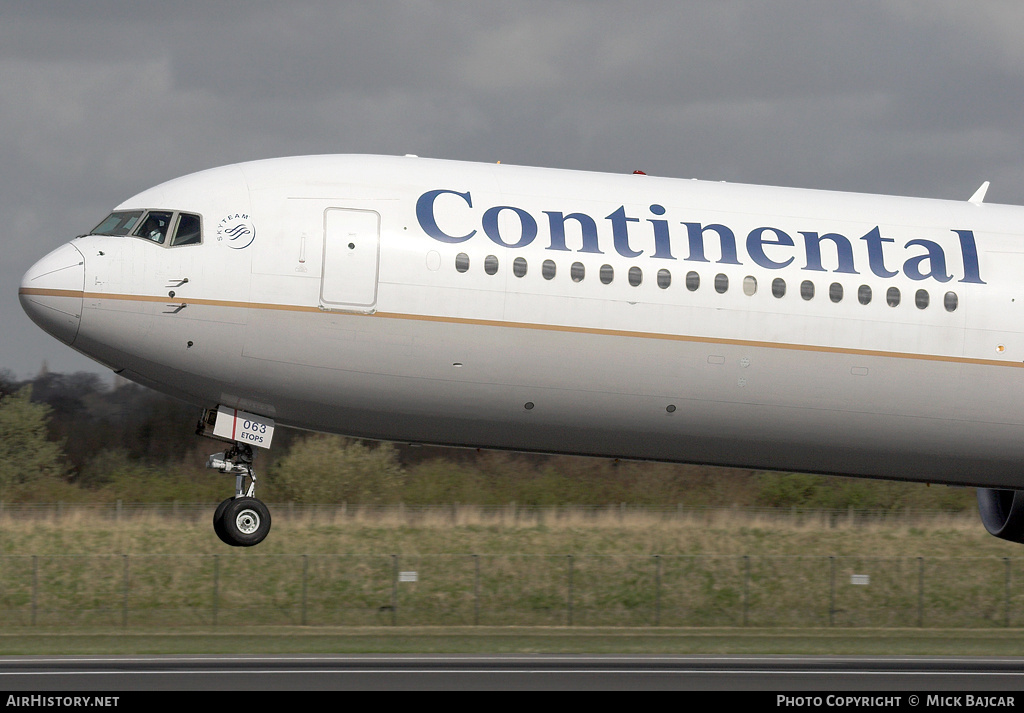 Aircraft Photo of N69063 | Boeing 767-424/ER | Continental Airlines | AirHistory.net #238642