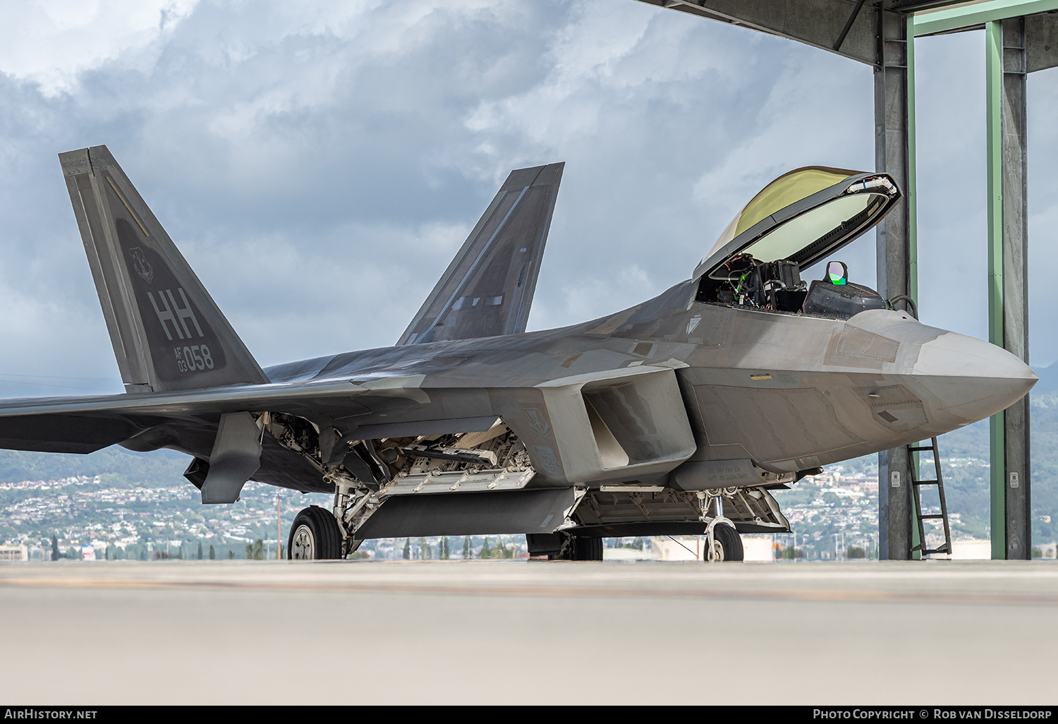 Aircraft Photo of 03-4058 | Lockheed Martin F-22A Raptor | USA - Air Force | AirHistory.net #238695