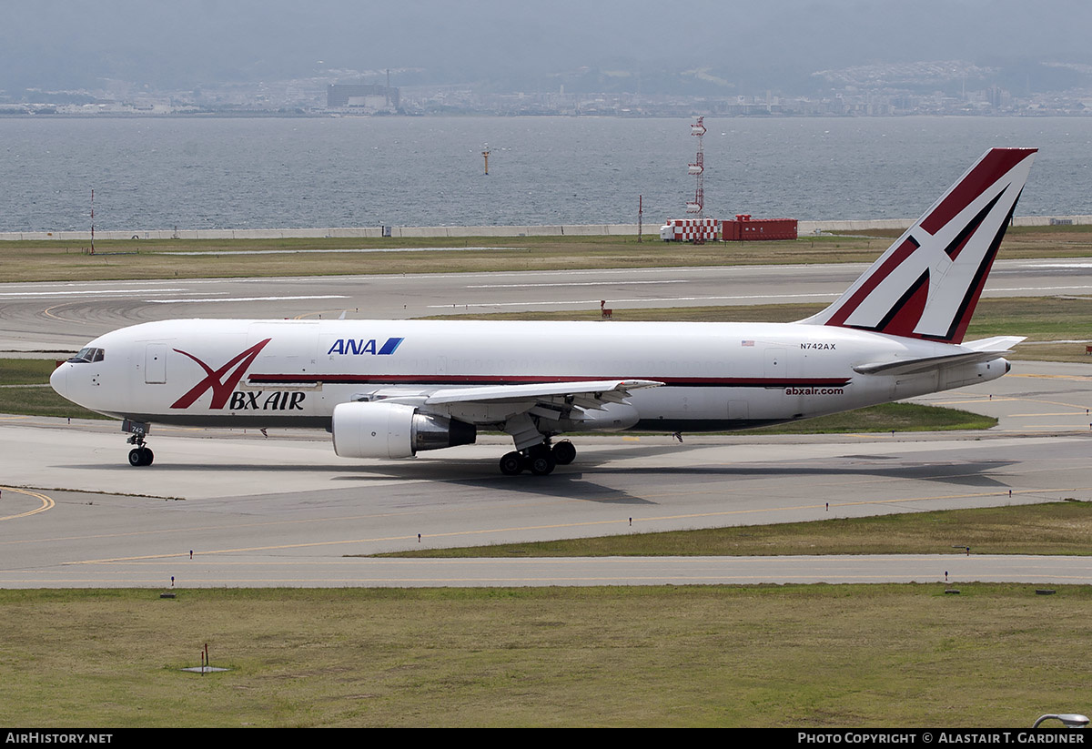 Aircraft Photo of N742AX | Boeing 767-232(BDSF) | ABX Air | AirHistory.net #238739