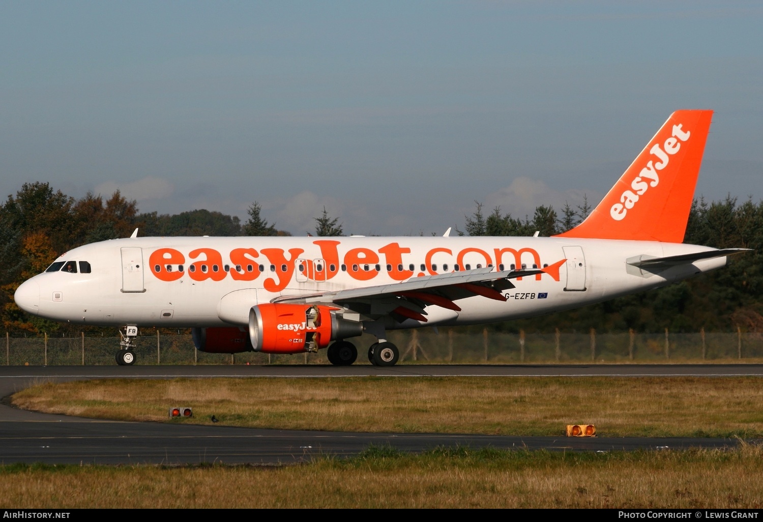 Aircraft Photo of G-EZFB | Airbus A319-111 | EasyJet | AirHistory.net #238751