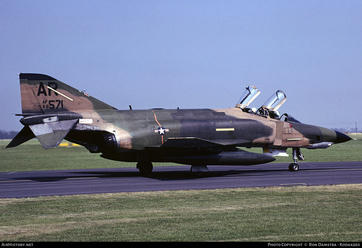 Aircraft Photo of 68-0571 / AF68-571 | McDonnell Douglas RF-4C Phantom II | USA - Air Force | AirHistory.net #238761