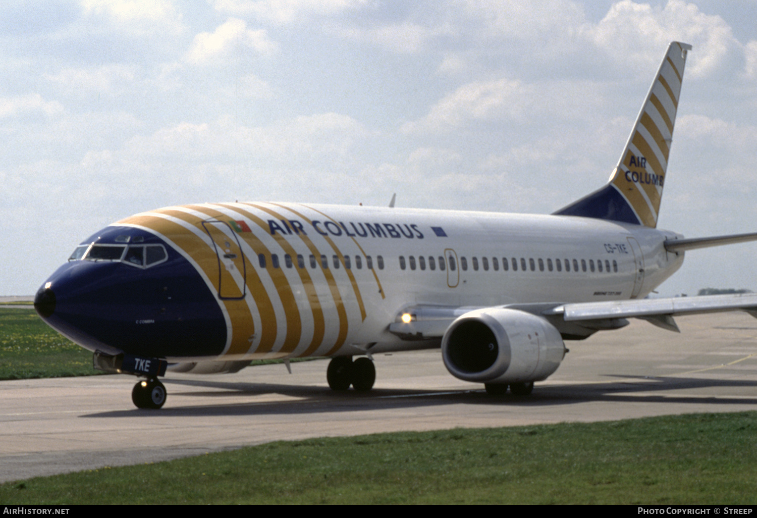 Aircraft Photo of CS-TKE | Boeing 737-3Y0 | Air Columbus | AirHistory.net #238868