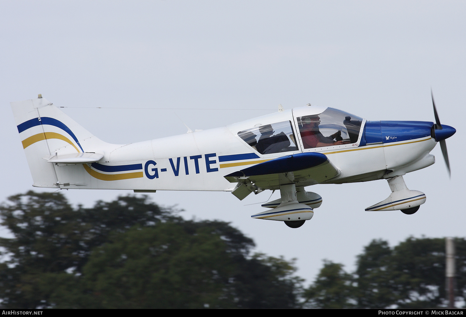 Aircraft Photo of G-VITE | Robin R-1180T Aiglon | AirHistory.net #238970