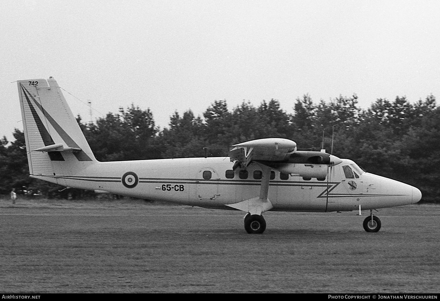 Aircraft Photo of 742 | De Havilland Canada DHC-6-300 Twin Otter | France - Air Force | AirHistory.net #239016