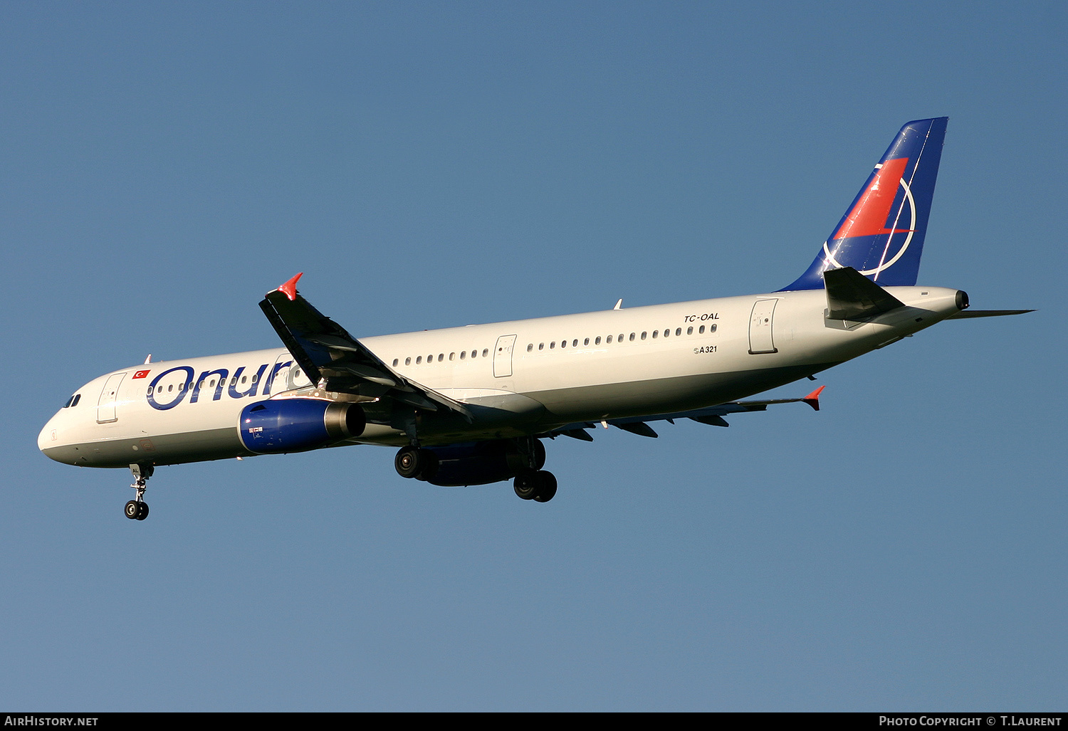 Aircraft Photo of TC-OAL | Airbus A321-231 | Onur Air | AirHistory.net #239022