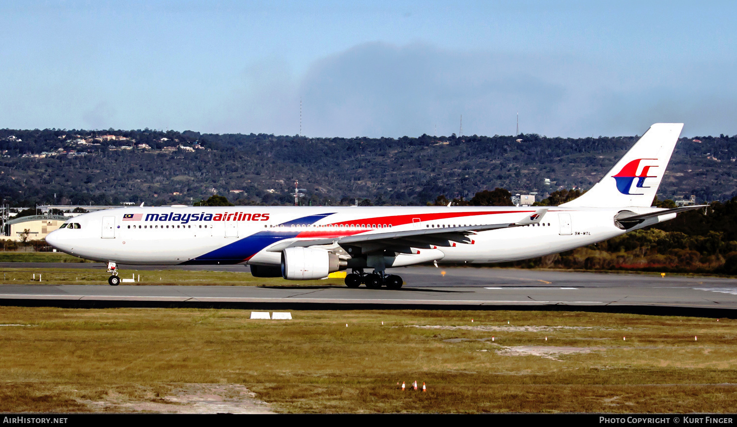 Aircraft Photo of 9M-MTL | Airbus A330-323E | Malaysia Airlines | AirHistory.net #239066