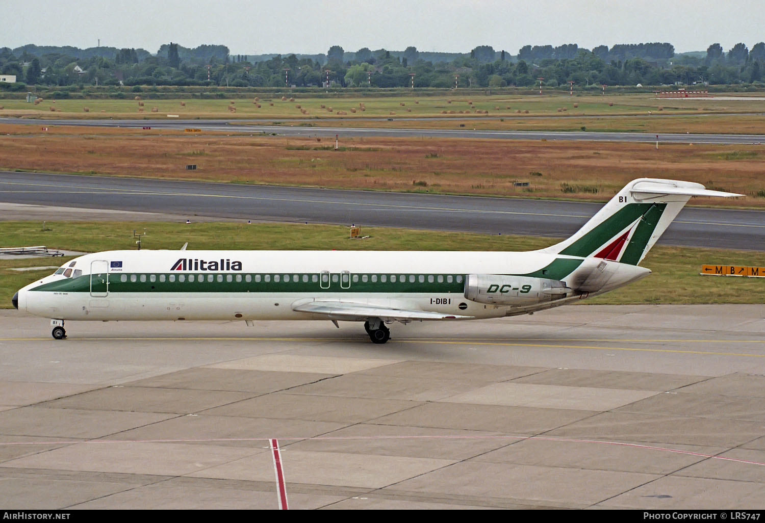 Aircraft Photo of I-DIBI | McDonnell Douglas DC-9-32 | Alitalia | AirHistory.net #239091