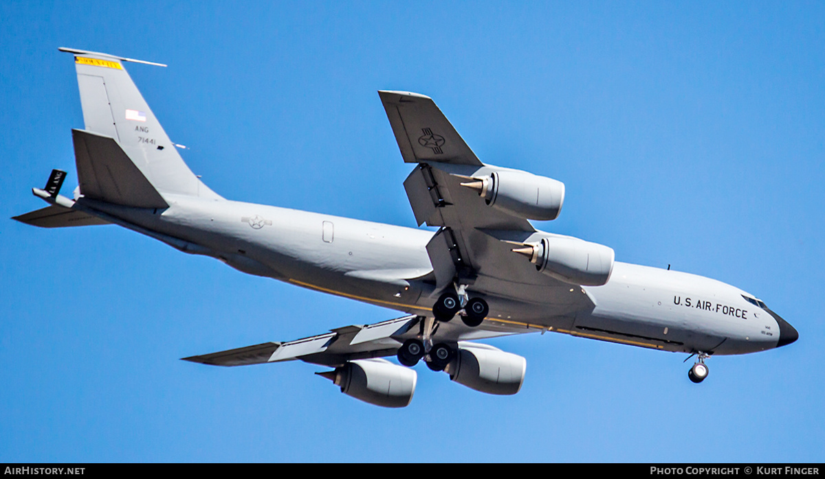 Aircraft Photo of 57-1441 / 71441 | Boeing KC-135A Stratotanker | USA - Air Force | AirHistory.net #239118