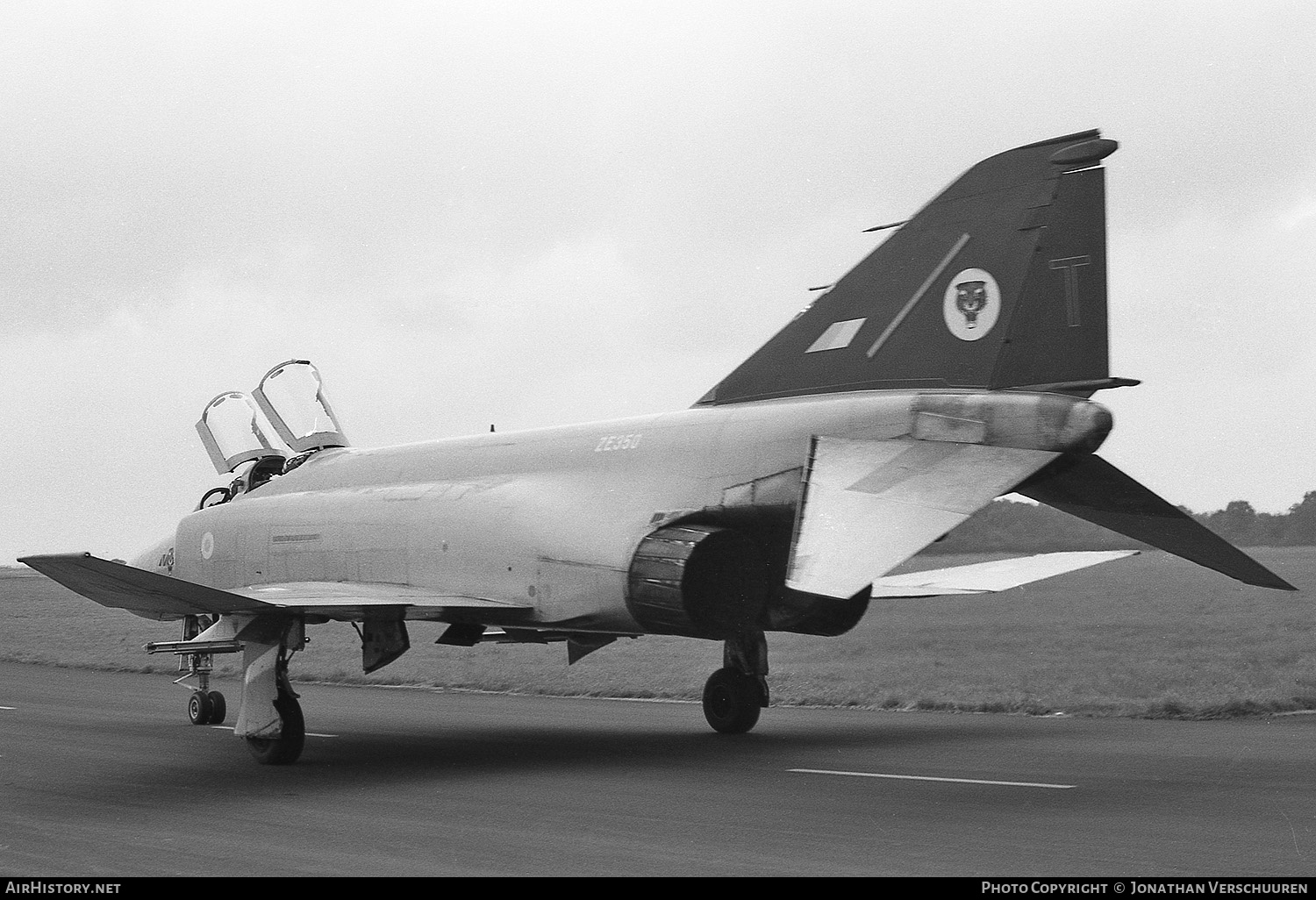 Aircraft Photo of ZE350 | McDonnell Douglas F-4J(UK) Phantom | UK - Air Force | AirHistory.net #239223