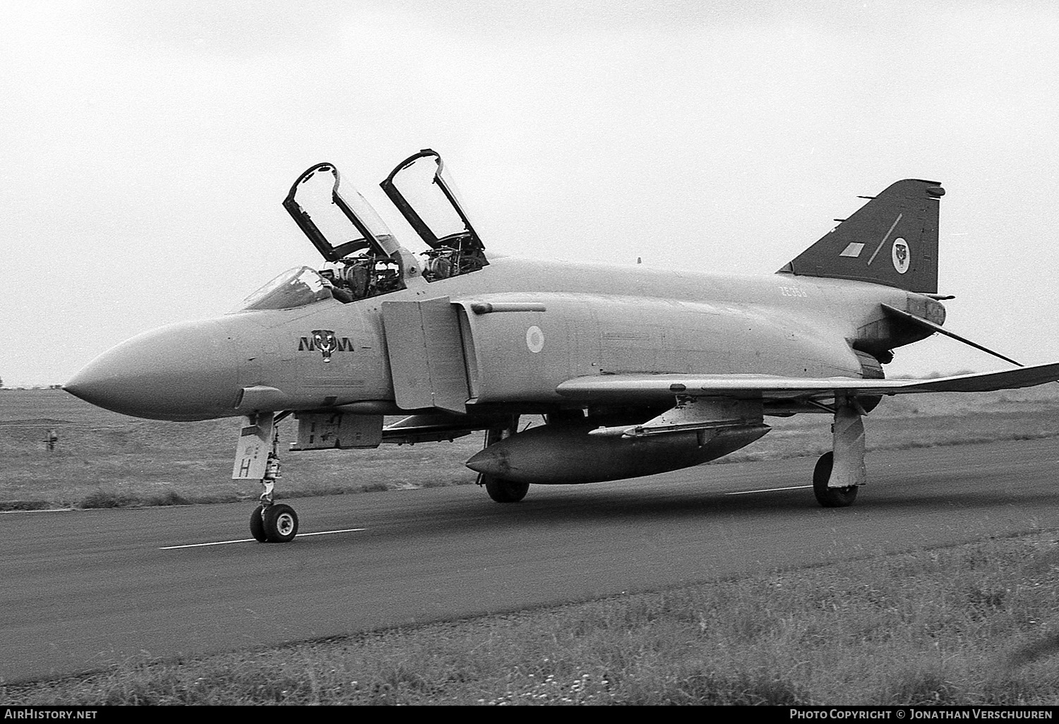 Aircraft Photo of ZE358 | McDonnell Douglas F-4J(UK) Phantom | UK - Air Force | AirHistory.net #239225