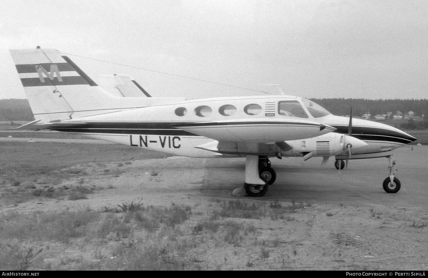 Aircraft Photo of LN-VIC | Cessna 402 | Mey-Air | AirHistory.net #239252