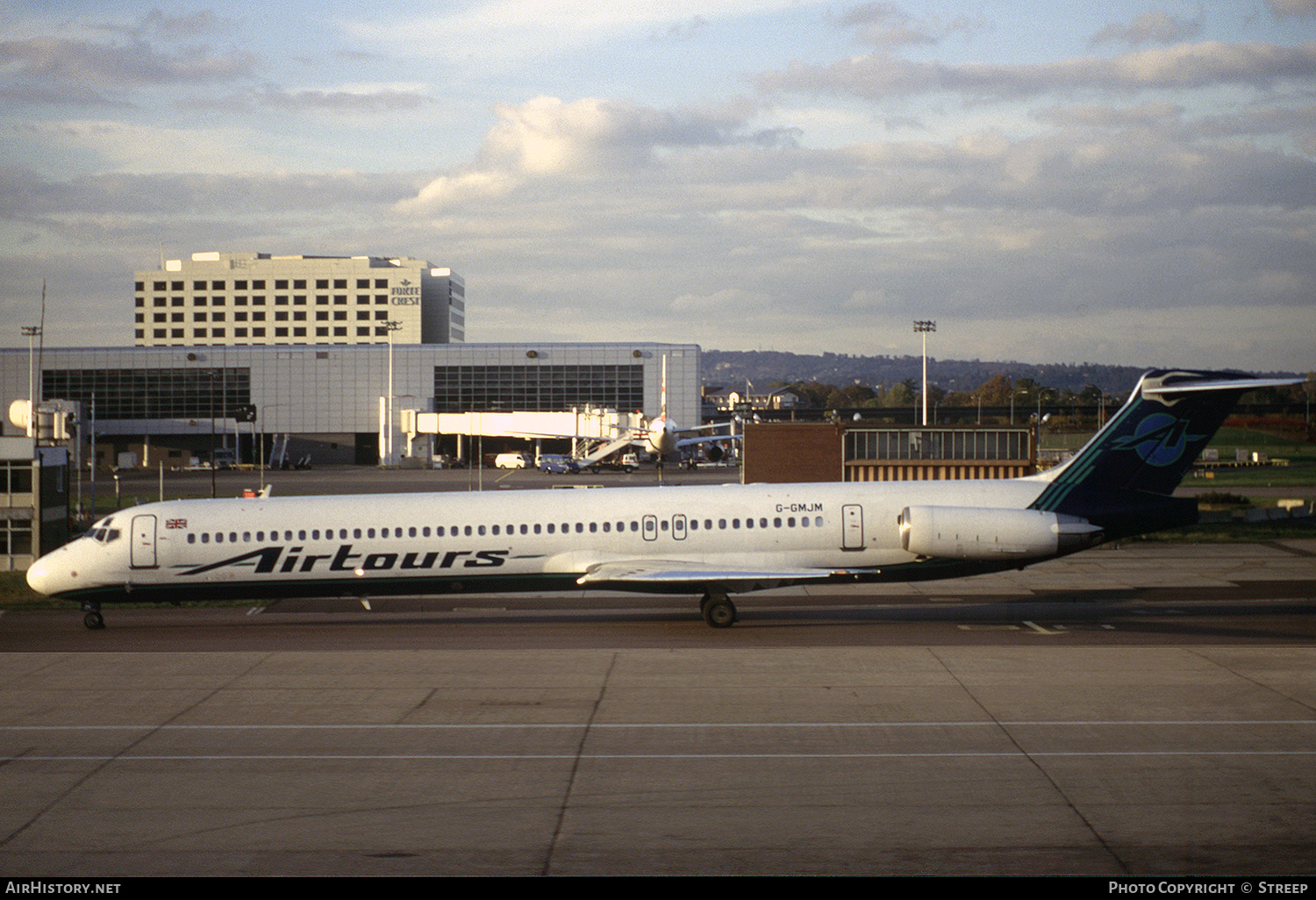 Aircraft Photo of G-GMJM | McDonnell Douglas MD-83 (DC-9-83) | Airtours International | AirHistory.net #239357
