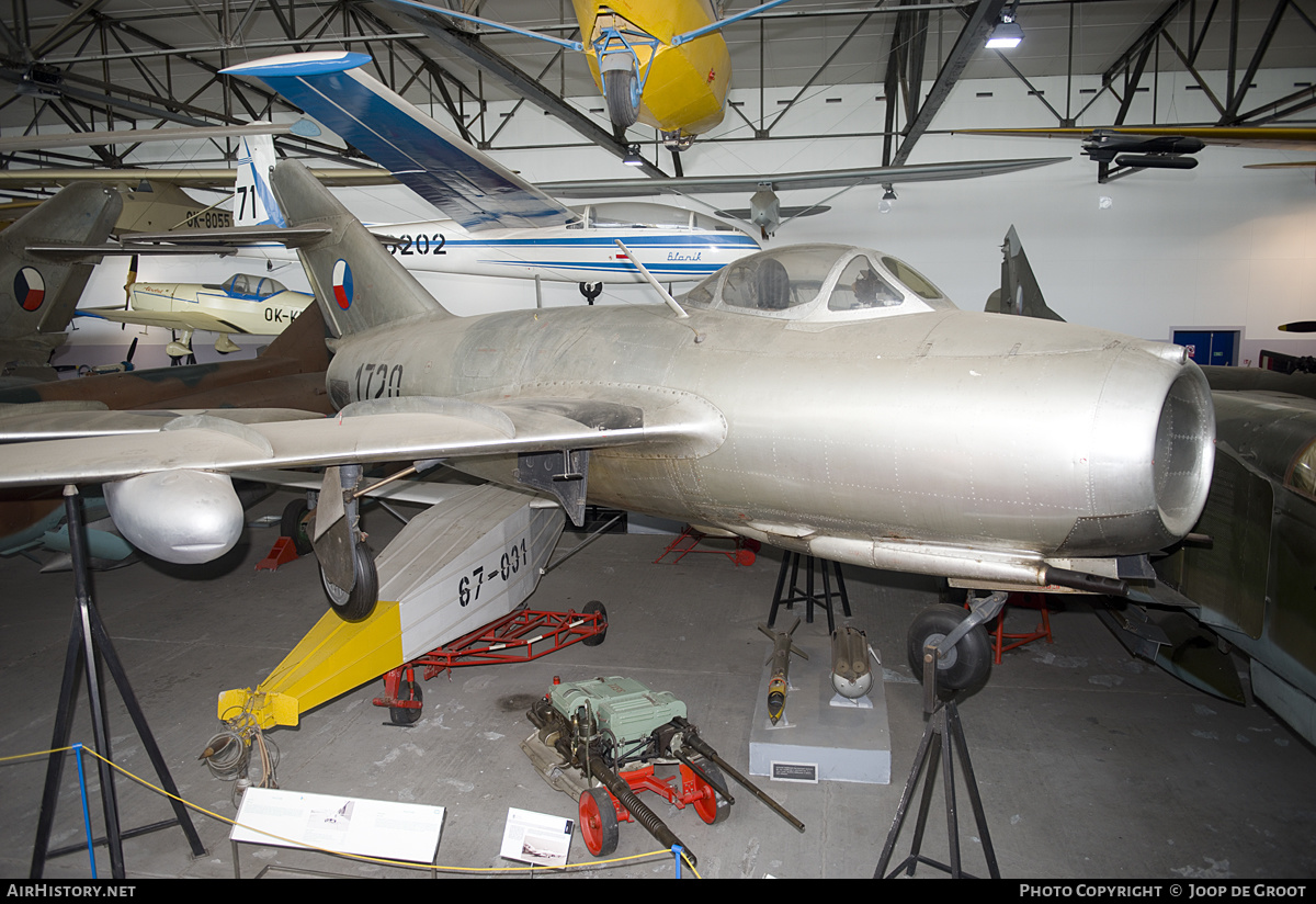 Aircraft Photo of 1720 | Mikoyan-Gurevich MiG-15SB | Czechoslovakia - Air Force | AirHistory.net #239359