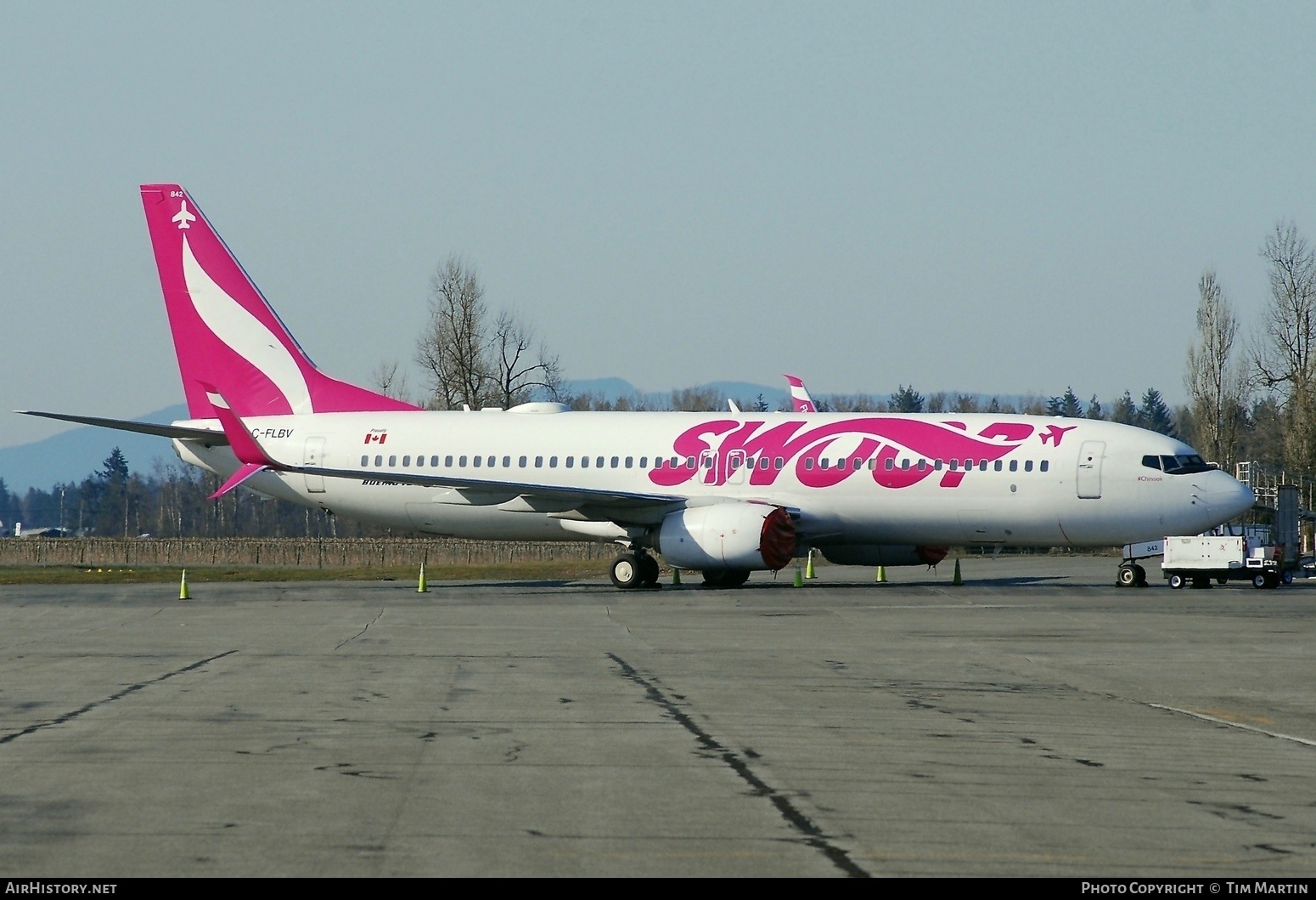 Aircraft Photo of C-FLBV | Boeing 737-8CT | Swoop | AirHistory.net #239364