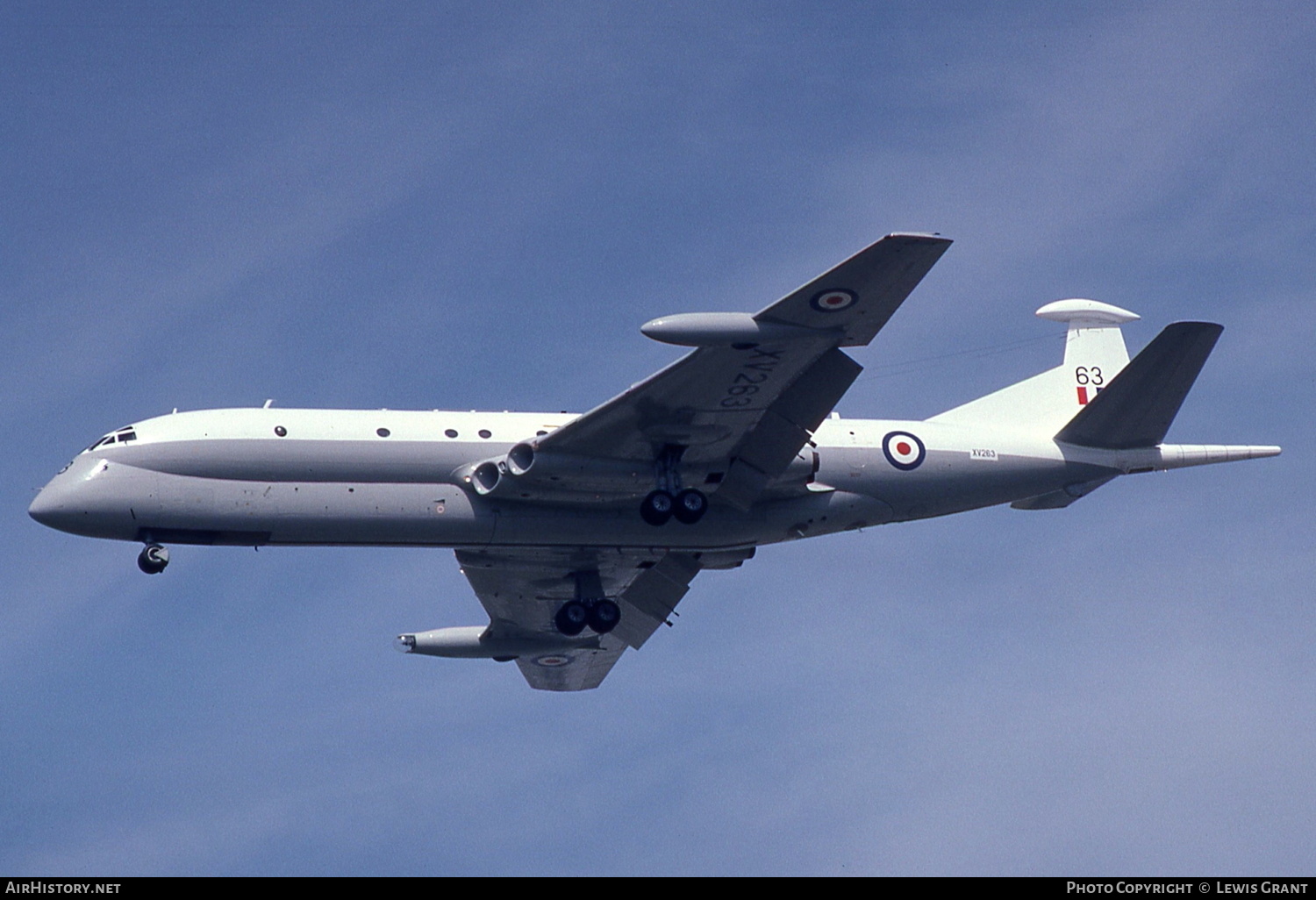 Aircraft Photo of XV263 | Hawker Siddeley HS-801 Nimrod MR.1 | UK - Air Force | AirHistory.net #239542
